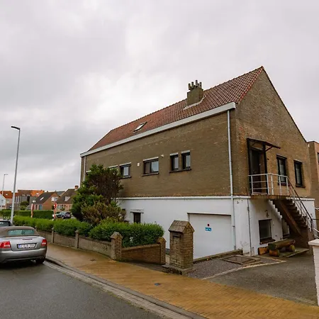 Huswell - Sunny & Stylish Beachside Retreat * Ostende