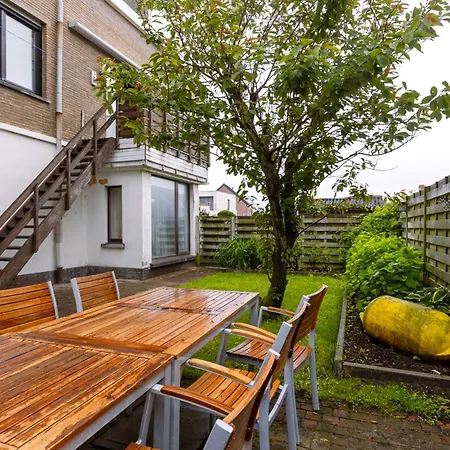 Lägenhet Huswell - Sunny & Stylish Beachside Retreat *